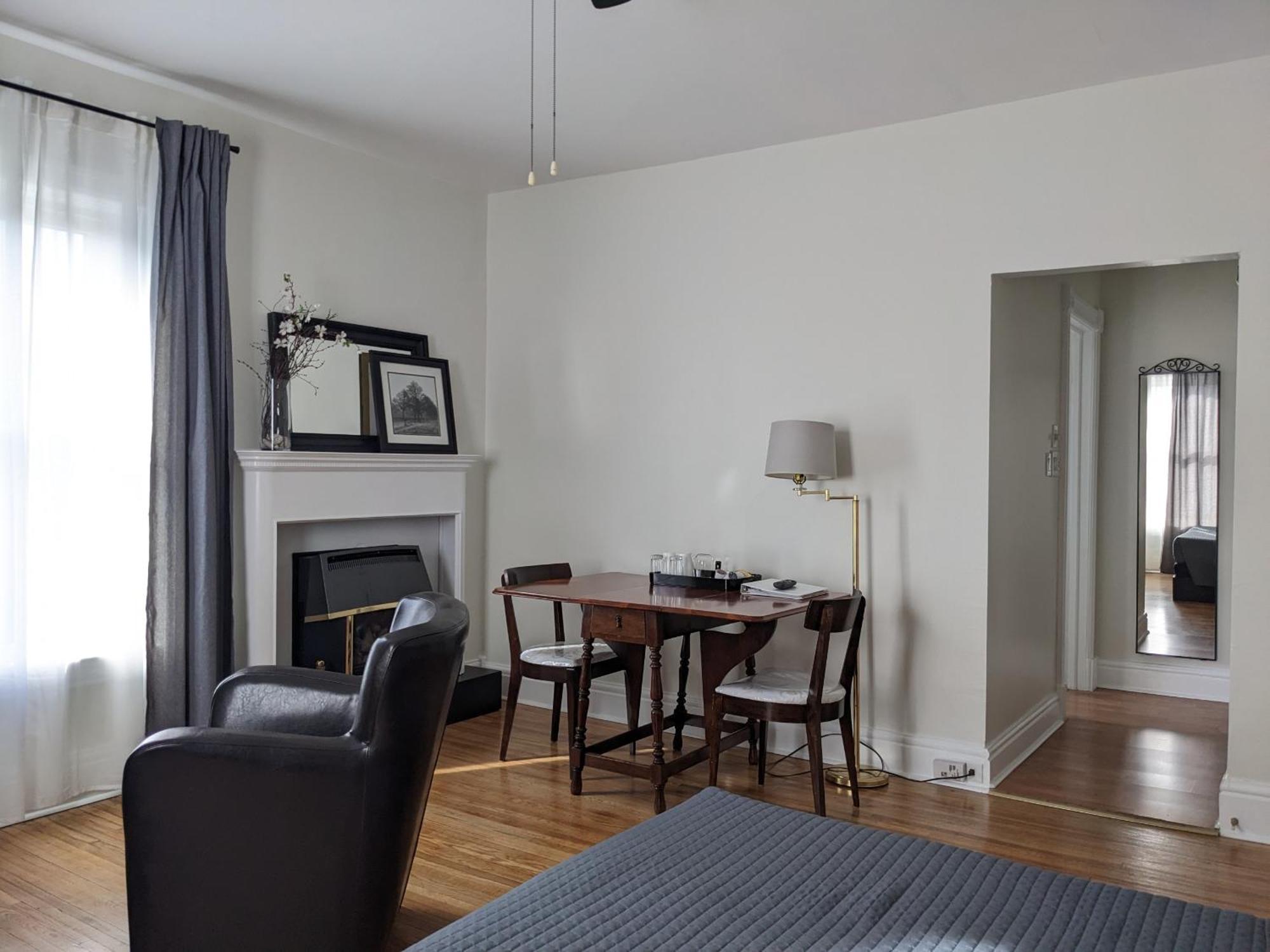 ゴドリッチ コルボーン ベッド アンド ブレックファースト Bed & Breakfast 部屋 写真